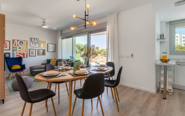 White Stones - Photo 1